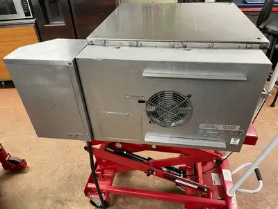 Used Star UM-1833A Conveyor Ovens Illinois US | Falcon Restaurant Supply #1374951