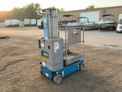 Used 2009 GENIE GR-20 RUNABOUT Vertical Mast Lifts Michigan US | Miedema Asset Management Group #1320449