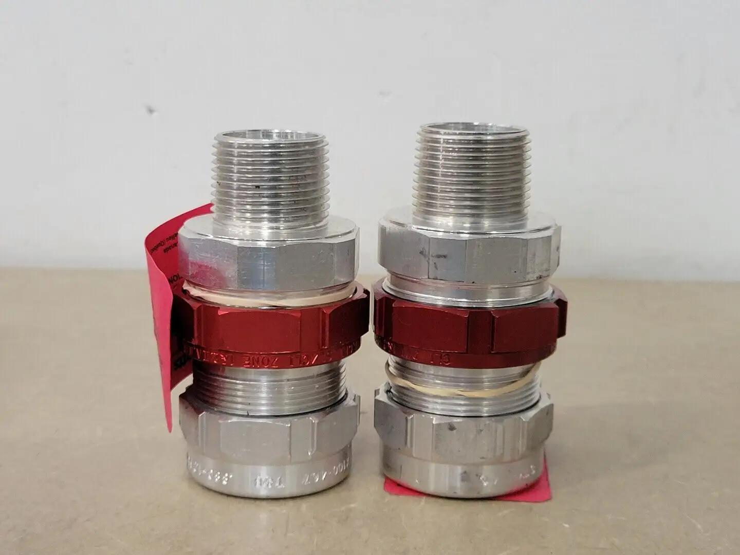 NEW THOMAS & BETTS STX100-467