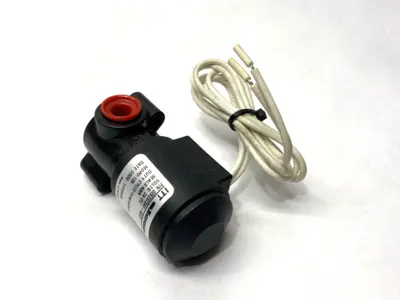 USED ALCON SOLENOID VALVE 1/4" PORTS 24VDC