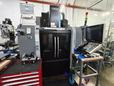 Used 2022 HURCO VM10I Vertical Machining Centers Quebec CA | Aucto #715446