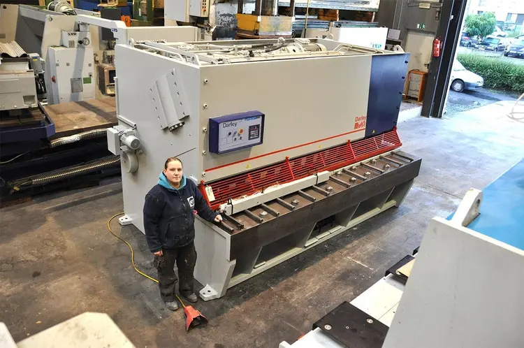 Used DARLEY DS 3100 X 20 MM Sheet Metal Shears | Apt International N.V #365076