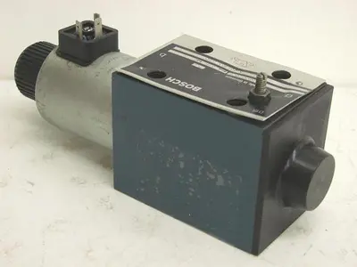 USED BOSCH 0 810 001 540