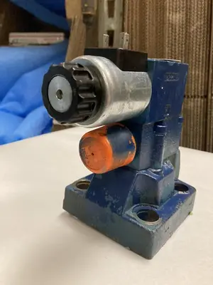 USED REXROTH DBW20B2-52/315-6EG24NZ55LV/12