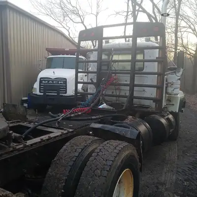 Used 1991 MACK RD688S Conventional trucks Tennessee US | Ran Equipment #1403743