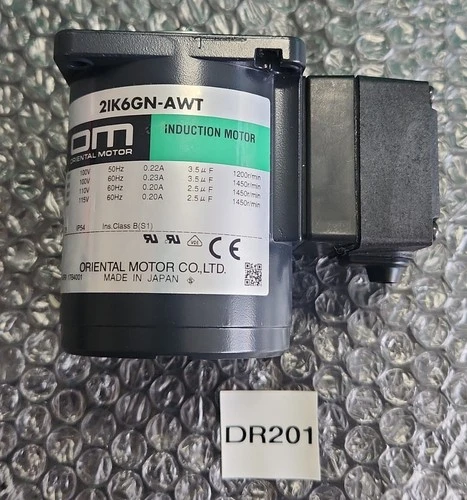 NEW Oriental Motor 2IK6GN-AWT