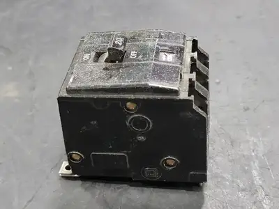USED SQUARE D QO320