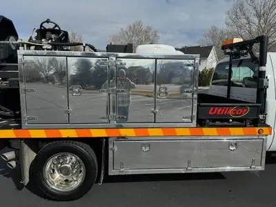 USED 2015 FORD F-550
