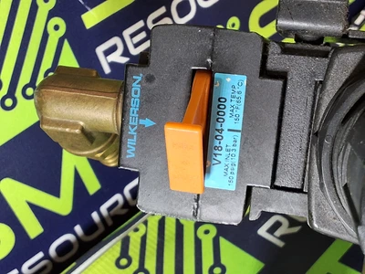 WILKERSON M18-04-CK00 REGULATOR W/ MAC VALVE ASSEMBLY M18-04-FK00 / V18-04-0000