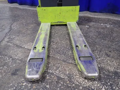USED CLARK WP40
