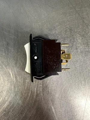 Rocker-Switch-0851-2306 (On-off-on) 15A - 277 Vac (4E-25)