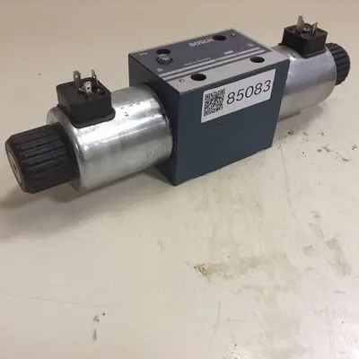 USED BOSCH 0 810 001 776