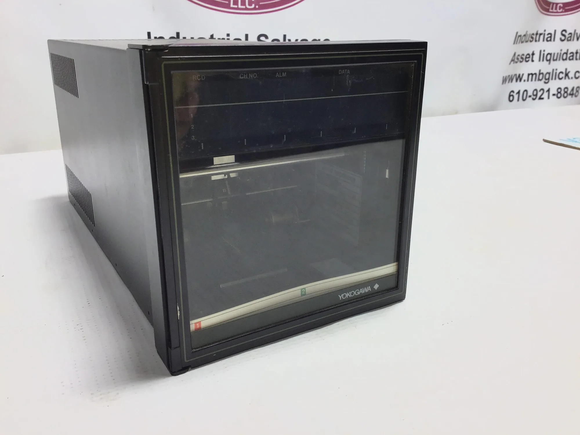 Yokogawa 4152 uR100 Temperature Chart Recorder 115VAC 60Hz