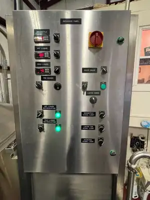 USED 2015 SPECIFIC MECHANICAL STEAM FIRED 40 BBL 3-VESSEL BREWHOUSE