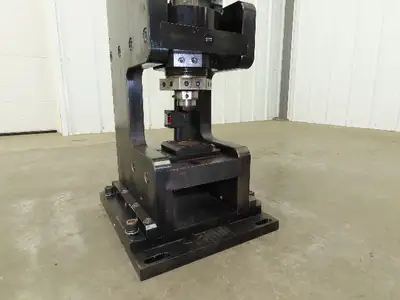 Used TOX PRESSOTECHNIK _UNKNOWN_ Hydraulic Presses Indiana US | Arrow Industrial #1368221