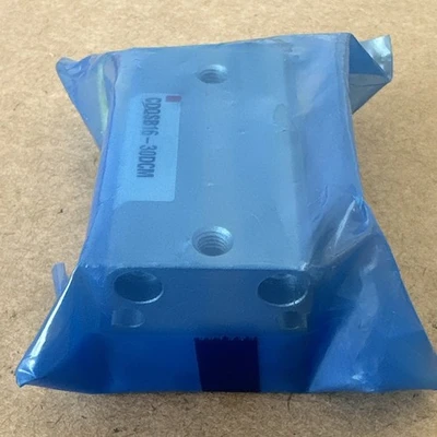 NEW SMC CDQSB16-30DCM