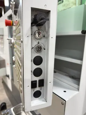 2018 HAAS DM-2 Vertical Machining Centers | Hindley Machine Tool Sales, LLC (19)