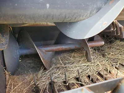 USED 2012 MASSEY FERGUSON 2190 CUTTER