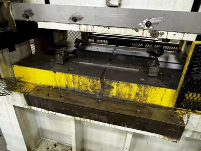 40 TON L&J STRAIGHT SIDE PRESS: YOBRO #23910