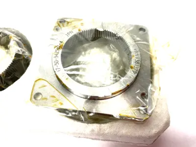 NEW HARMONIC DRIVE SYSTEMS GEAR REDUCER 50:1 YASKAWA 142140-6