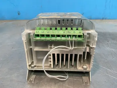 Used DYNADRIVE DMCS022F10TN0 Variable Speed Drives Ohio US | HGR 24 #1414066