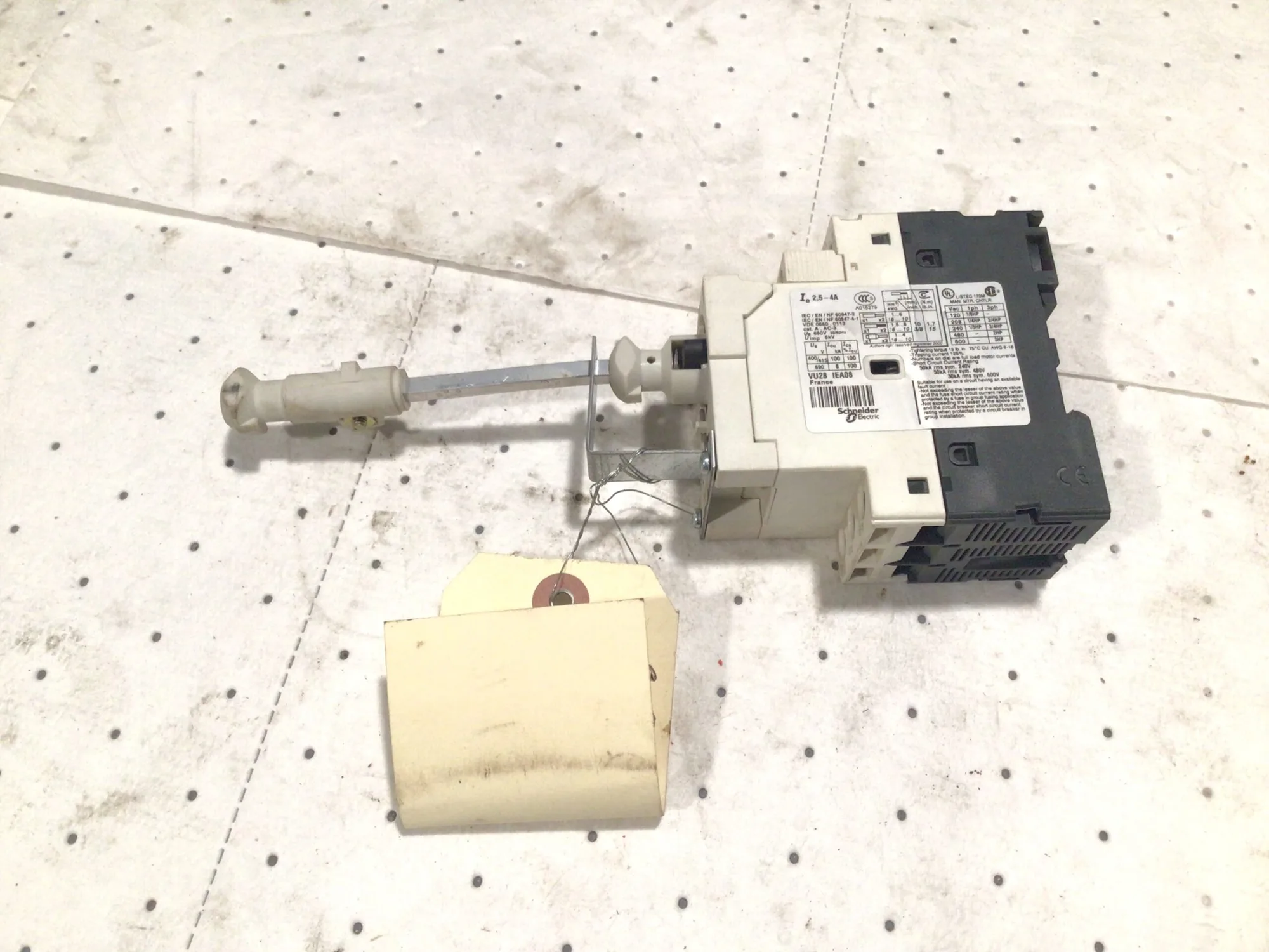 USED SCHNEIDER ELECTRIC VU28 IEA08