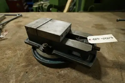 6.5" Milling Vise (Used) - 3