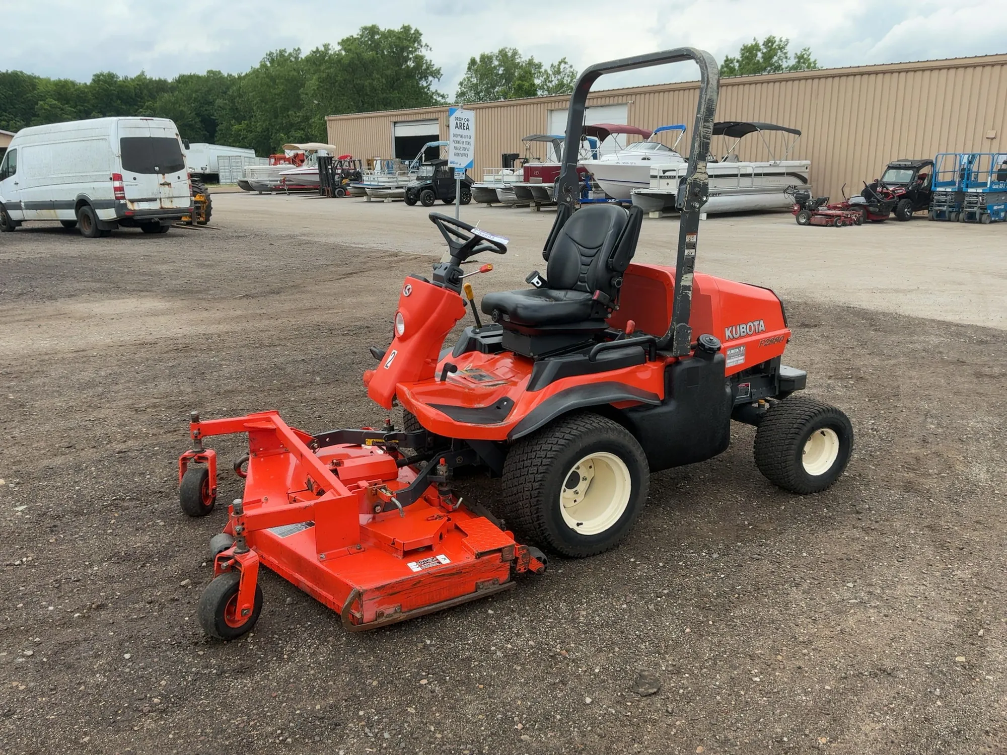 USED KUBOTA F2880