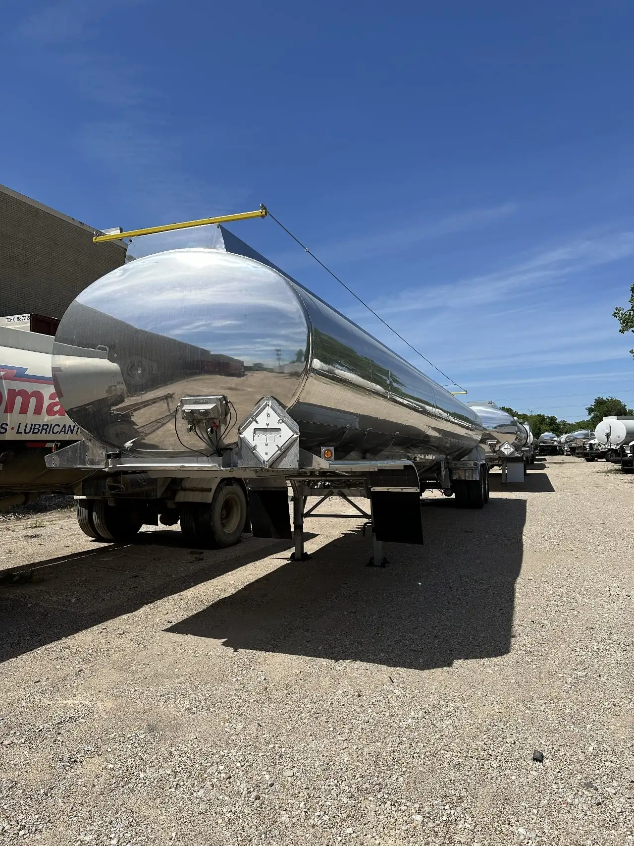 Used 2004 POLAR 406 Tanker Trailers Texas US | MCO Truck & Equipment #1513747