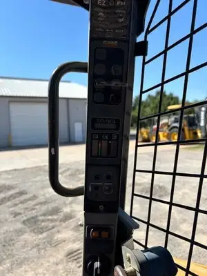 Used 2014 CASE SR250 Skid Steer Loaders Oklahoma US | Big D Heavy Equipment #1556985