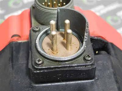 Fanuc A06B-502-B002 Servo Motor Damaged Connector Threads 2000rpm 23nM 20A Used