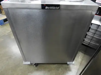Used Delfield Used Delfield CAB2-650ET Even Temp Mobile Enclosed Two Stack Heated 144 Dish Dispenser Heated Cabinets & Displays Illinois US | Falcon Restaurant Supply #1373792