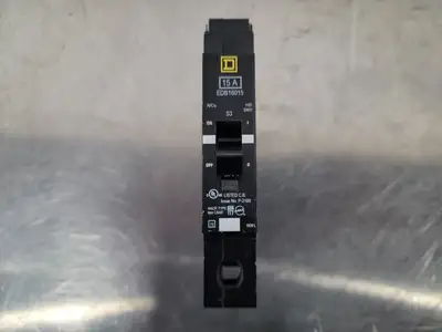 NEW SQUARE D EDB16015