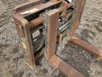 Used _UNKNOWN_ _UNKNOWN_ Pallet Positioners Michigan US | Miedema Asset Management Group #1437671