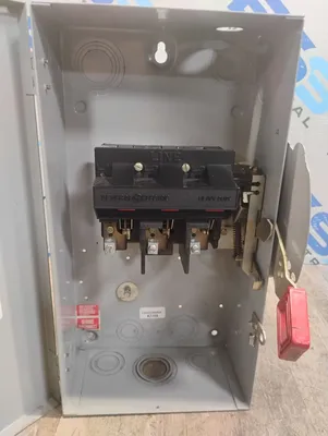 GE NP1578000B Safety Switch | ESS Industrial Equipment Sales (8)
