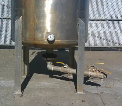 SPC9064  Tank 200 gallon vertical tank, Stainless Steel, 1/2 HP agitator, dish