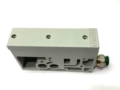 Used Numatics Pneumatic End Manifold Block X, XE, 1, 3/5 Ports Pump & Valve Parts Michigan US | Maverick Industrial Sales #1395139