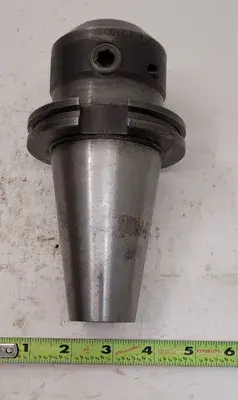USED UNIVERSAL ENGINEERING 4611045 MOD 50