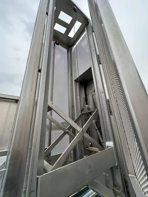 USED INNOTECH TRAY UPSTACKER