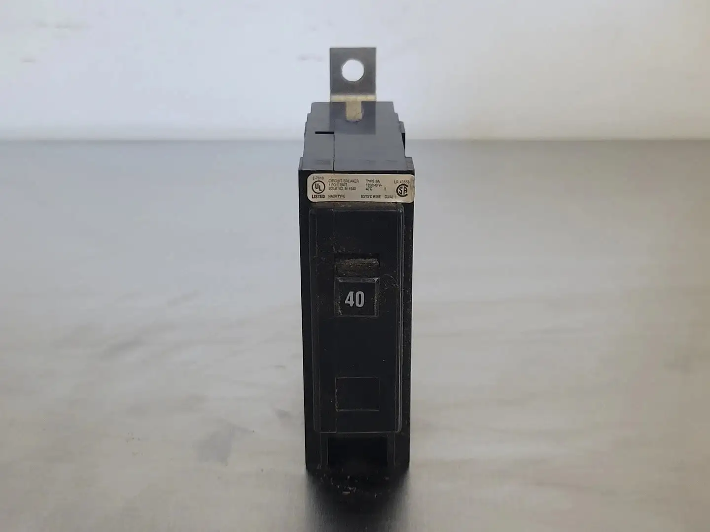 USED CUTLER-HAMMER BA140