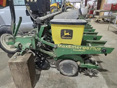 USED JOHN DEERE 1730 MAXEMERGE PLUS
