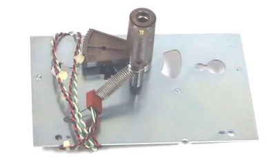 HONEYWELL 30454975-503 SERVO PLATE ASSEMBLY INCOMPLETE 30454975503
