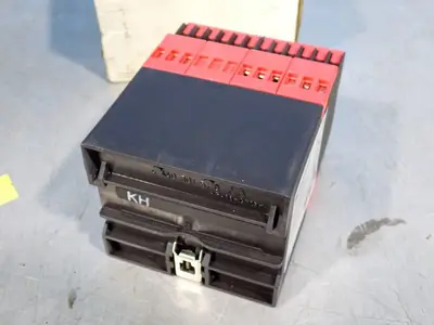 USED TELEMECANIQUE XPSAM3440