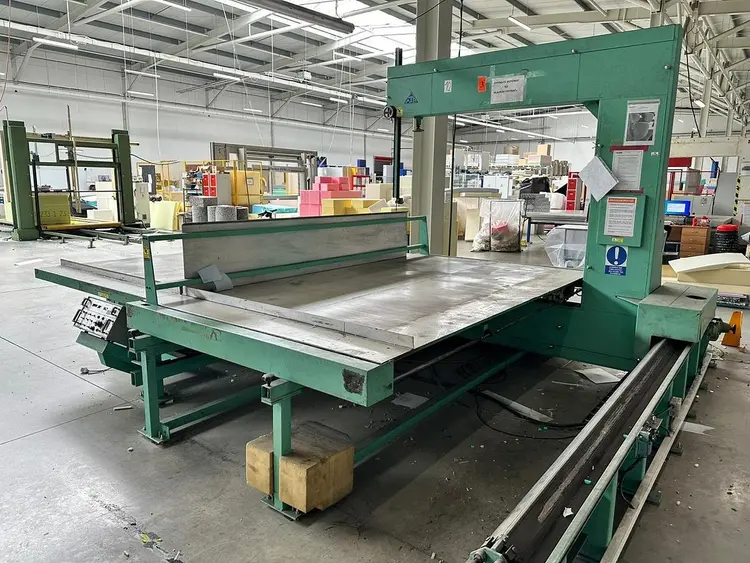 Used 1973 ALBRECHT BÄUMER IS/M Foam Cutting Machines CZ | Amaron s.r.o. #1068404