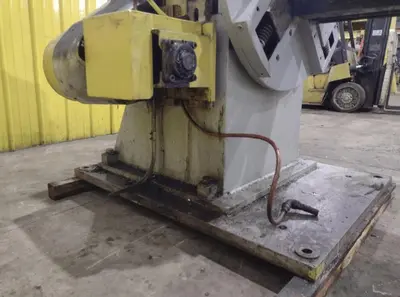 26" PAXSON MOTORIZED COIL REEL UNCOILER. STOCK # 0434826