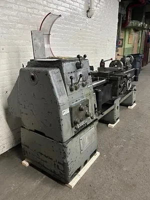 Meuser & Co. 18" x 26" - 68″ Gap Bed, Tool Room Engine Lathe, Inch / Metric
