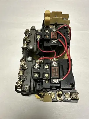 Used ALLEN-BRADLEY 705-AOD103 Starters | Surplus Asset Holdings #1205206