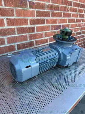 USED SEW EURODRIVE SAF77 DRE100LC4BE5/TF  GEAR MOTOR 1455/154 R/MIN