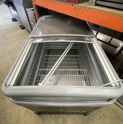 130-0131 AHT Ibiza 145 NAM Sliding Door Self Contained Freezer