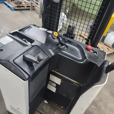 YALE Lift Truck Model NR040AENS24TE091 3650LB # 6117